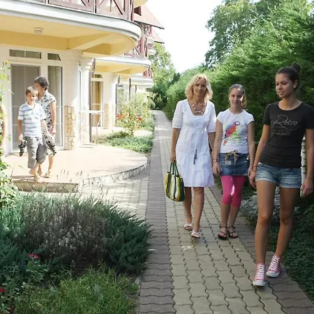 Hotel Lelle