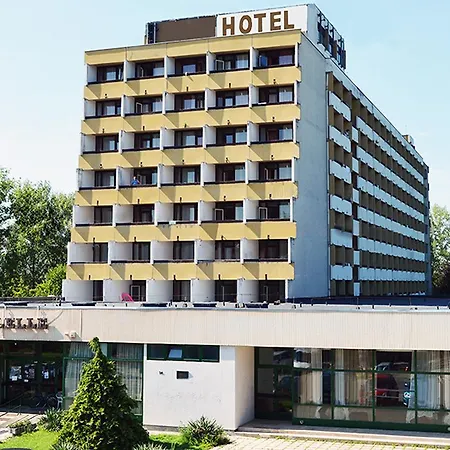 Hotel Lelle Apartmanhotel 2*