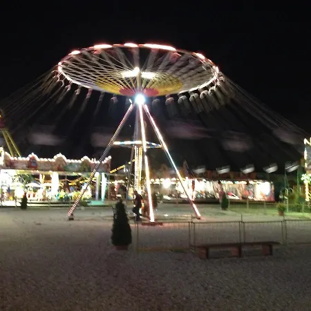 Hotel Lelle
