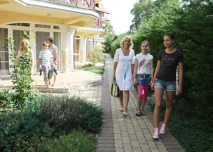 莱尔公园公寓式酒店